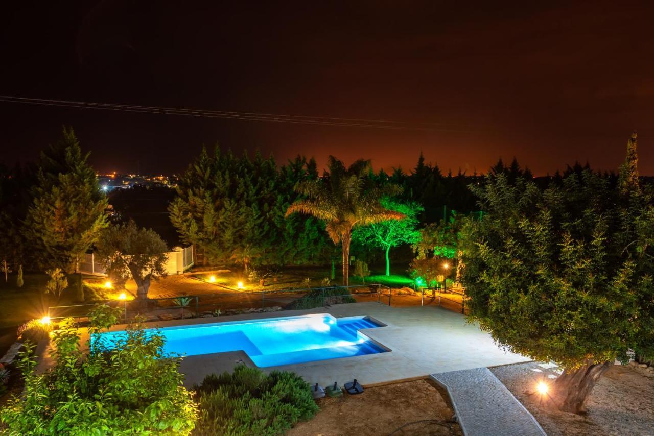 Holiday'S Paradise Ольян Экстерьер фото